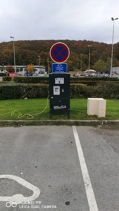 Photo de Borne De Rechargement Vehicules Electrique