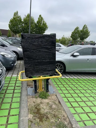 Photo de Leroy Merlin Charging Station